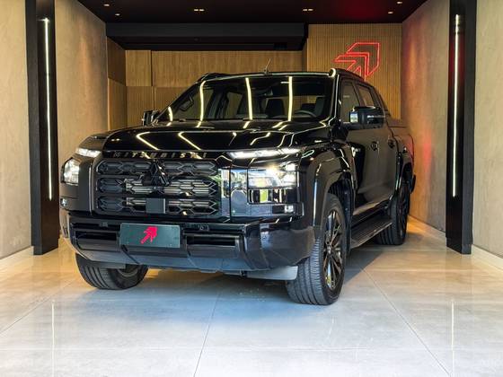 MITSUBISHI TRITON 2.4 BITURBO DIESEL CD KATANA 4X4 AUTOMÁTICO MITSUBISHI TRITON 2.4 BITURBO DIESEL CD KATANA 4X4 AUTOMÁTICO